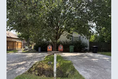 905 Grenshaw Street #B, Houston, TX 77088 - Photo 3