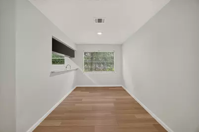 6124 Jim Street Street #4, Houston, TX 77092 - Photo 5