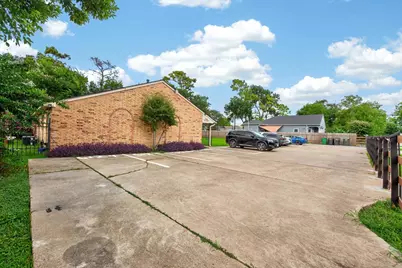6124 Jim Street Street #4, Houston, TX 77092 - Photo 19