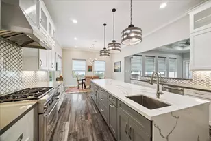 9622 Cedarhurst Dr, Houston, TX 77096 - Photo 11
