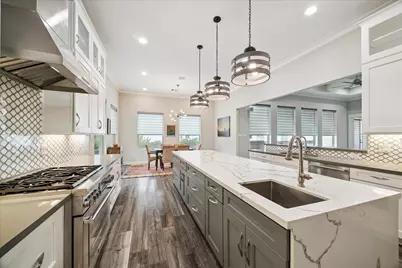 9622 Cedarhurst Drive, Houston, TX 77096 - Photo 11