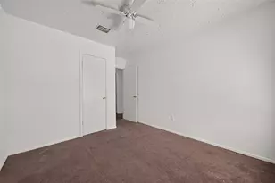 13026 Clarewood Dr, Houston, TX 77072 - Photo 21