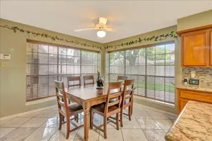2031 Hillside Oak Ln, Houston, TX 77062 - Photo 11