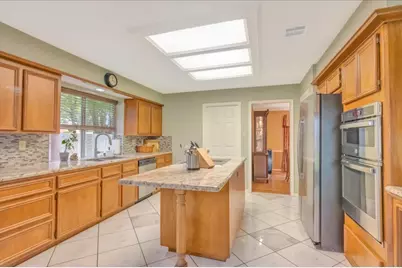 2031 Hillside Oak Lane, Houston, TX 77062 - Photo 9