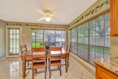 2031 Hillside Oak Lane, Houston, TX 77062 - Photo 13