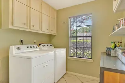 2031 Hillside Oak Lane, Houston, TX 77062 - Photo 37