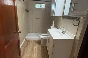 4614 44th St, Dickinson, TX 77539 - Photo 9