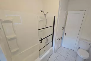 301 Harold St, Crockett, TX 75835 - Photo 17