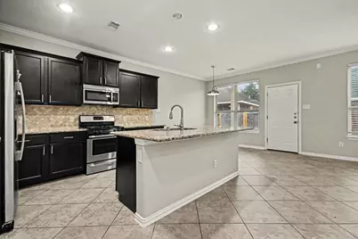 2502 Flowing Palm Lane, Fresno, TX 77545 - Photo 9