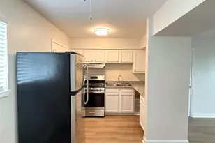 1141 N Durham Dr, Houston, TX 77008 - Photo 5