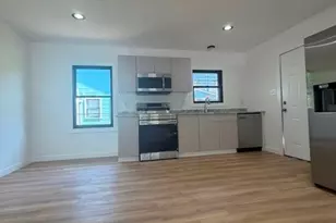 1028 Sealy St, Galveston, TX 77550 - Photo 3