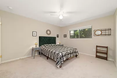 5930 Old Lodge Drive, Houston, TX 77066 - Photo 27