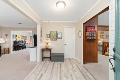 5930 Old Lodge Drive, Houston, TX 77066 - Photo 7