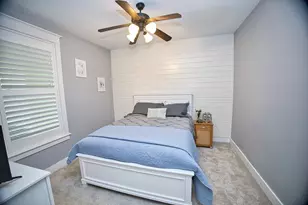 4141 Pointe W Dr, Galveston, TX 77554 - Photo 15
