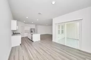 1905 Chiant Grove Ln, Rosharon, TX 77583 - Photo 13