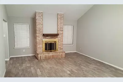 5618 Stone Creek Drive, La Porte, TX 77571 - Photo 3