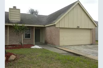 5618 Stone Creek Drive, La Porte, TX 77571 - Photo 1