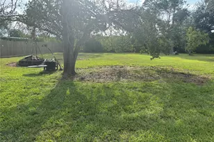 5036 Singletary Rd, Alvin, TX 77511 - Photo 13