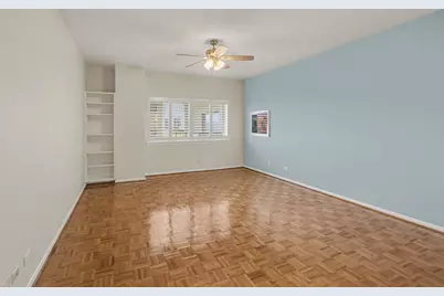 2929 Buffalo Speedway #A303, Houston, TX 77098 - Photo 15