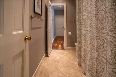 9590 Longmont Drive, Houston, TX 77063 - Photo 23