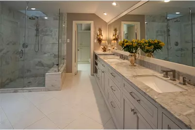 9590 Longmont Drive, Houston, TX 77063 - Photo 17