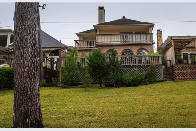 9590 Longmont Drive, Houston, TX 77063 - Photo 35