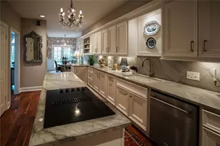 9590 Longmont Dr, Houston, TX 77063 - Photo 5