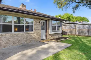 10531 Sageyork Dr, Houston, TX 77089 - Photo 31