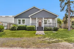 304 Vincent St, Houston, TX 77009 - Photo 1
