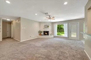16226 Mill Point Dr, Houston, TX 77059 - Photo 7