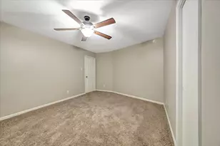 16226 Mill Point Dr, Houston, TX 77059 - Photo 25
