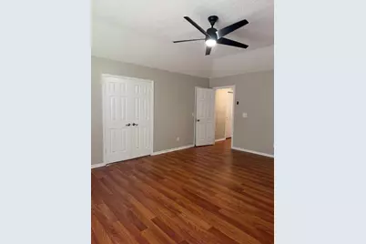5006 Spring Branch Drive, Pearland, TX 77584 - Photo 9