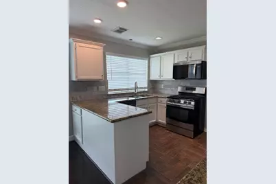 5006 Spring Branch Drive, Pearland, TX 77584 - Photo 5