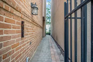 5035 La Branch St, Houston, TX 77004 - Photo 5