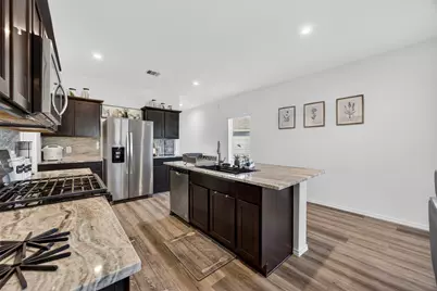 1702 Legacy Hills Drive, Houston, TX 77067 - Photo 15