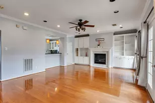 7147 Windwater Pkwy S, Houston, TX 77036 - Photo 11