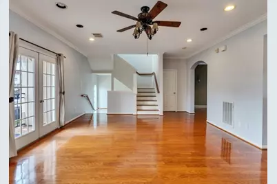 7147 Windwater Parkway S, Houston, TX 77036 - Photo 15