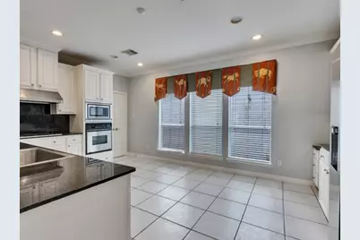 7147 Windwater Parkway S, Houston, TX 77036 - Photo 17