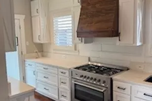 305 Enid St, Houston, TX 77009 - Photo 5