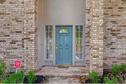8010 Ashley Circle Drive N, Houston, TX 77071 - Photo 5