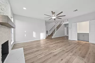 8010 Ashley Circle Drive N, Houston, TX 77071 - Photo 11