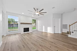 8010 Ashley Cir Dr N, Houston, TX 77071 - Photo 9