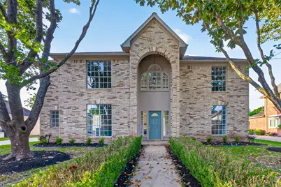 8010 Ashley Circle Drive N, Houston, TX 77071 - Photo 1