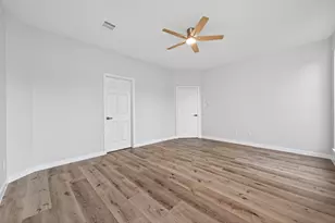 8010 Ashley Cir Dr N, Houston, TX 77071 - Photo 25