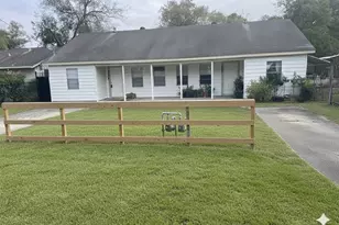 2617 Oleander Dr, Pasadena, TX 77503 - Photo 1