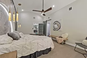 10021 Lazy Oaks St, Houston, TX 77080 - Photo 19