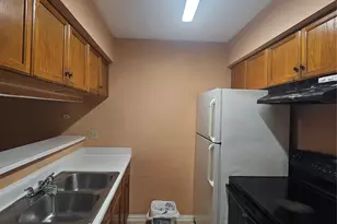 10601 South Dr, Houston, TX 77099 - Photo 7