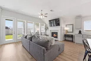 1127 Beals Crk St, Conroe, TX 77304 - Photo 9