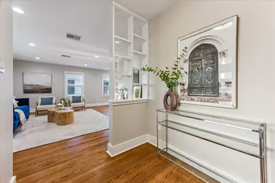 826 T C Jester Boulevard, Houston, TX 77008 - Photo 9