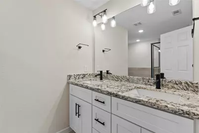 7709 Saint Louis Street #A, Houston, TX 77028 - Photo 9